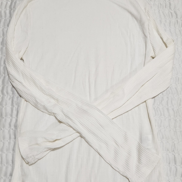 FOREVER 21 BODYSUIT SIZE S - Picture 10 of 12